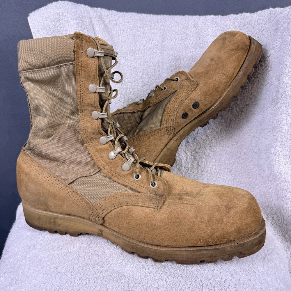 US Army Hot Weather Combat Boots Coyote Vibram Military Size 13.5 R Sueded